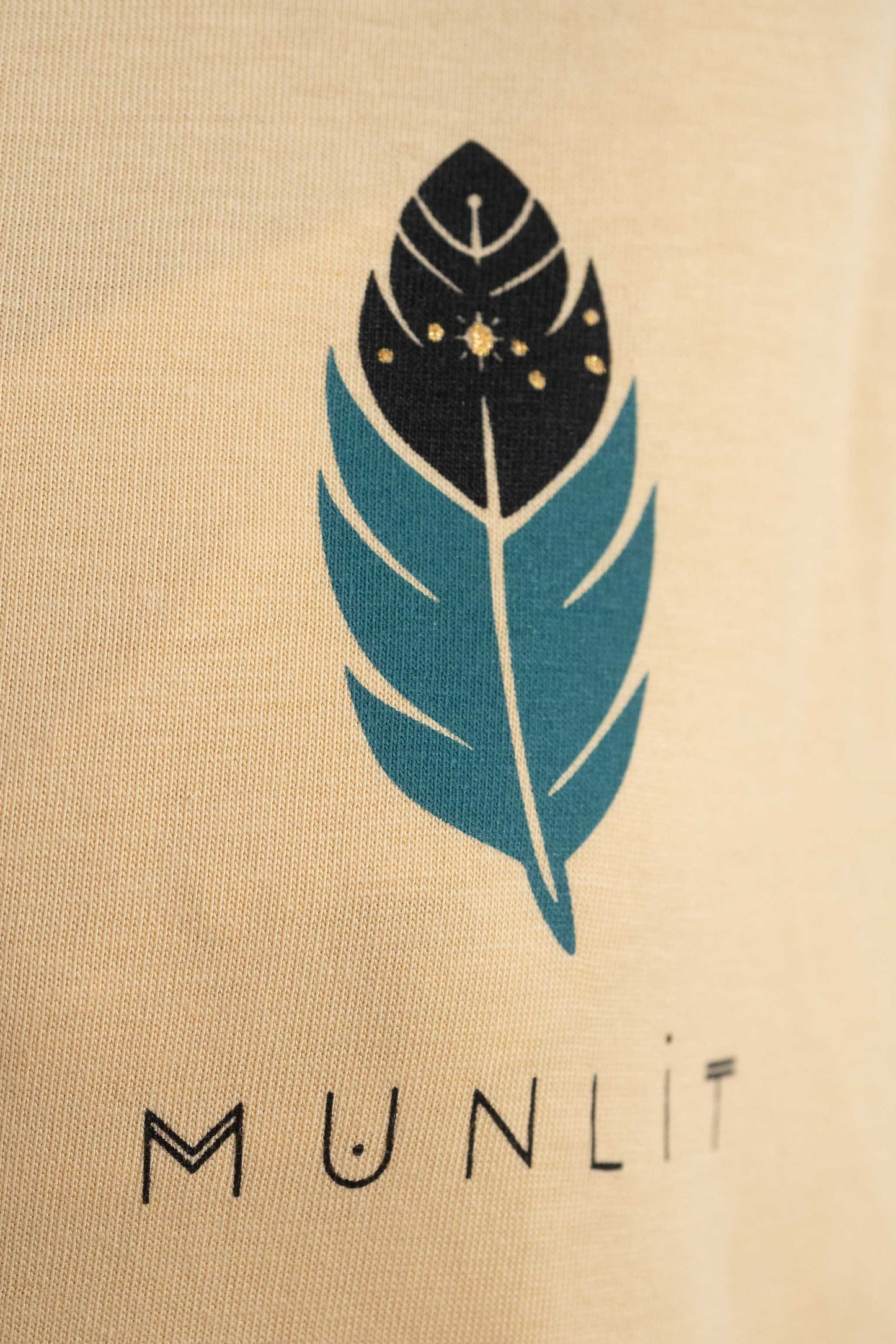 Camiseta LYRA Acuario · orgánica y oversize