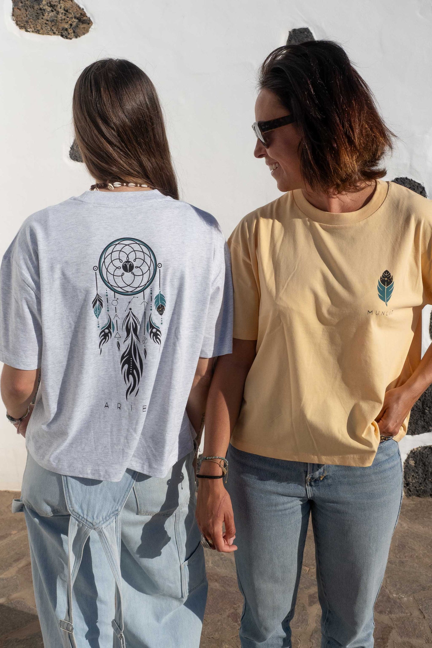 CAMISETA LYRA ARIES – Camiseta oversize ecológica de mujer