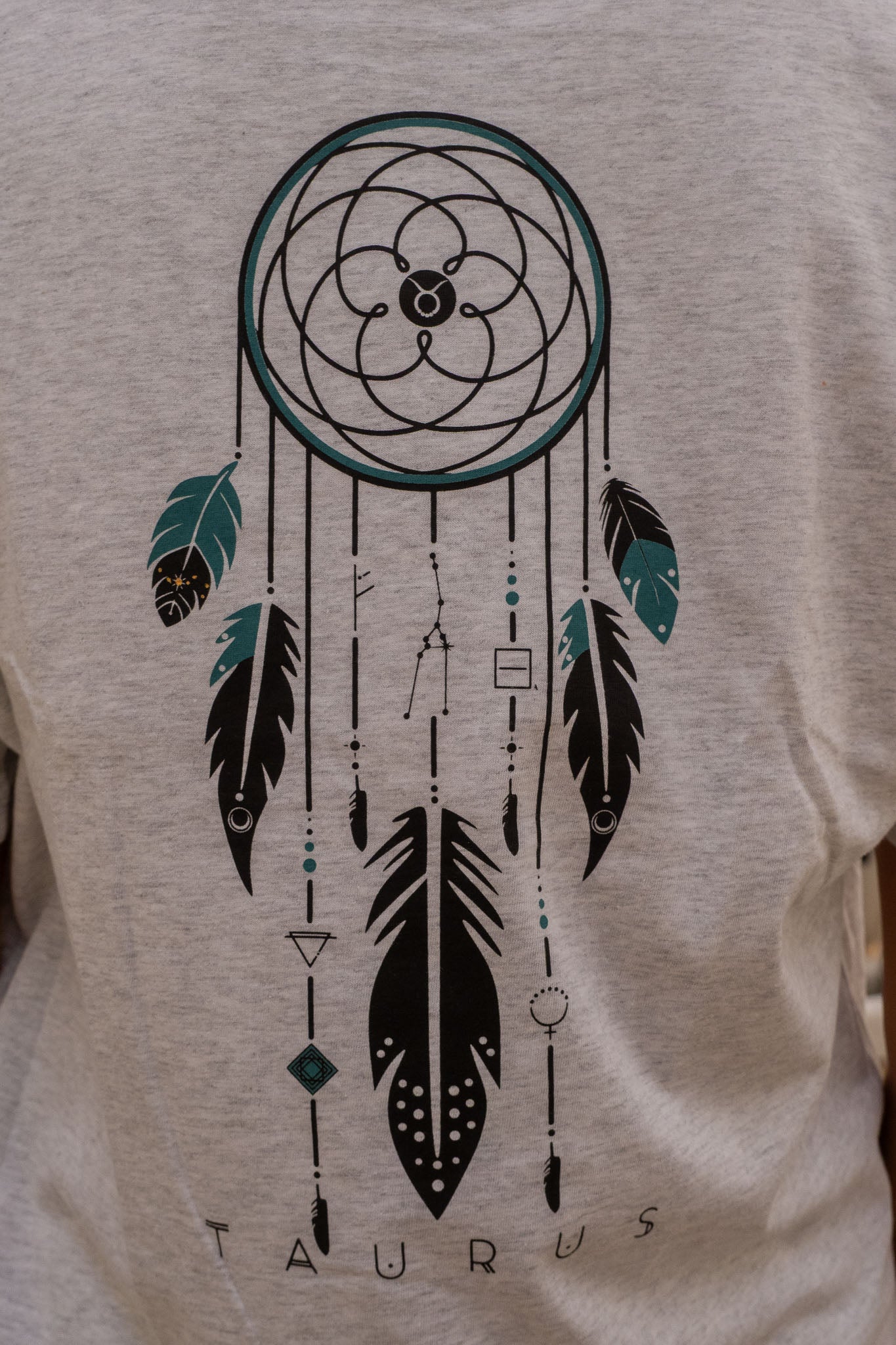 CAMISETA LYRA TAURO – Camiseta oversize ecológica de mujer