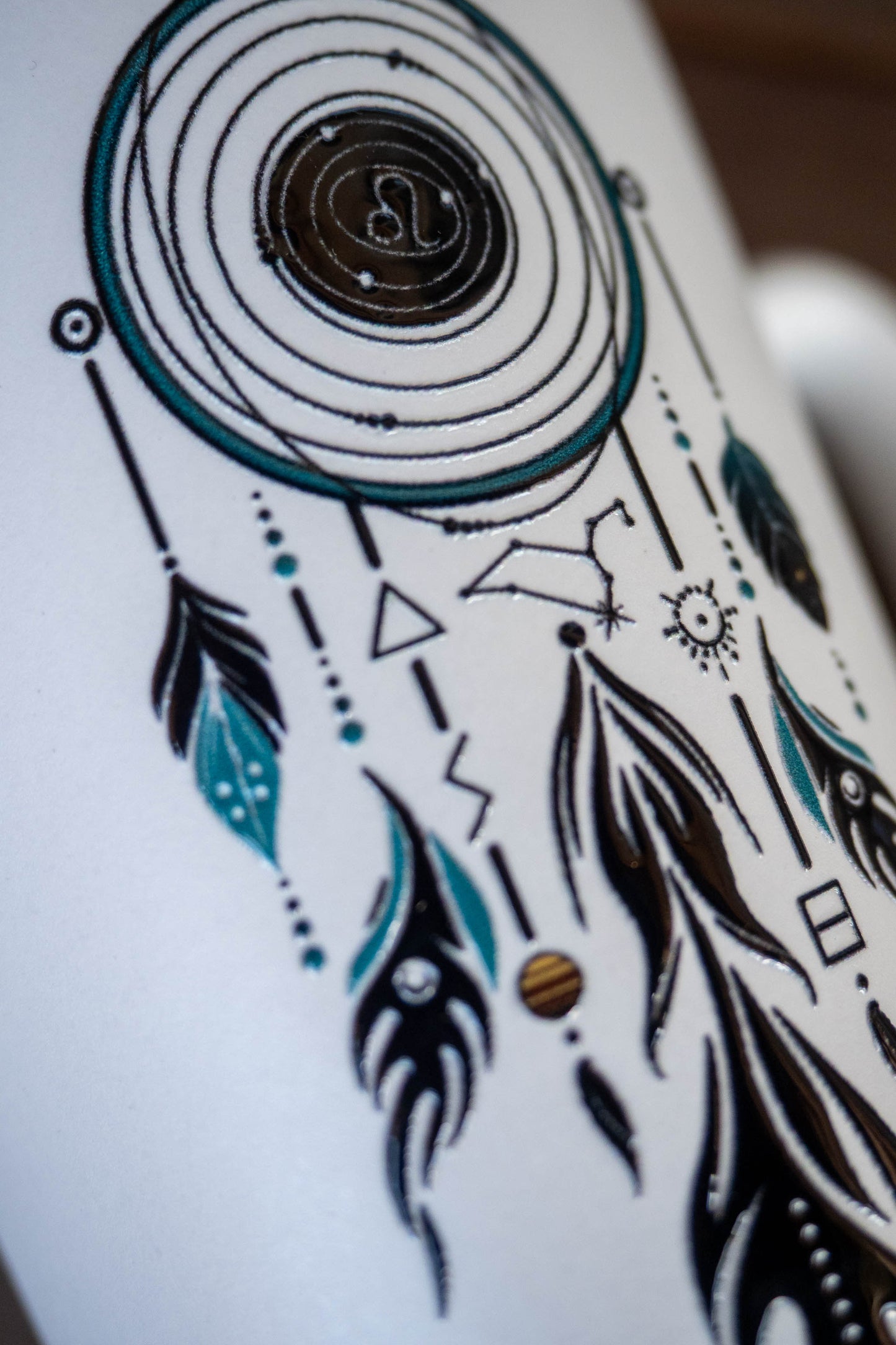 TAZA NOVA LEO – Mug de cerámica estilo slim