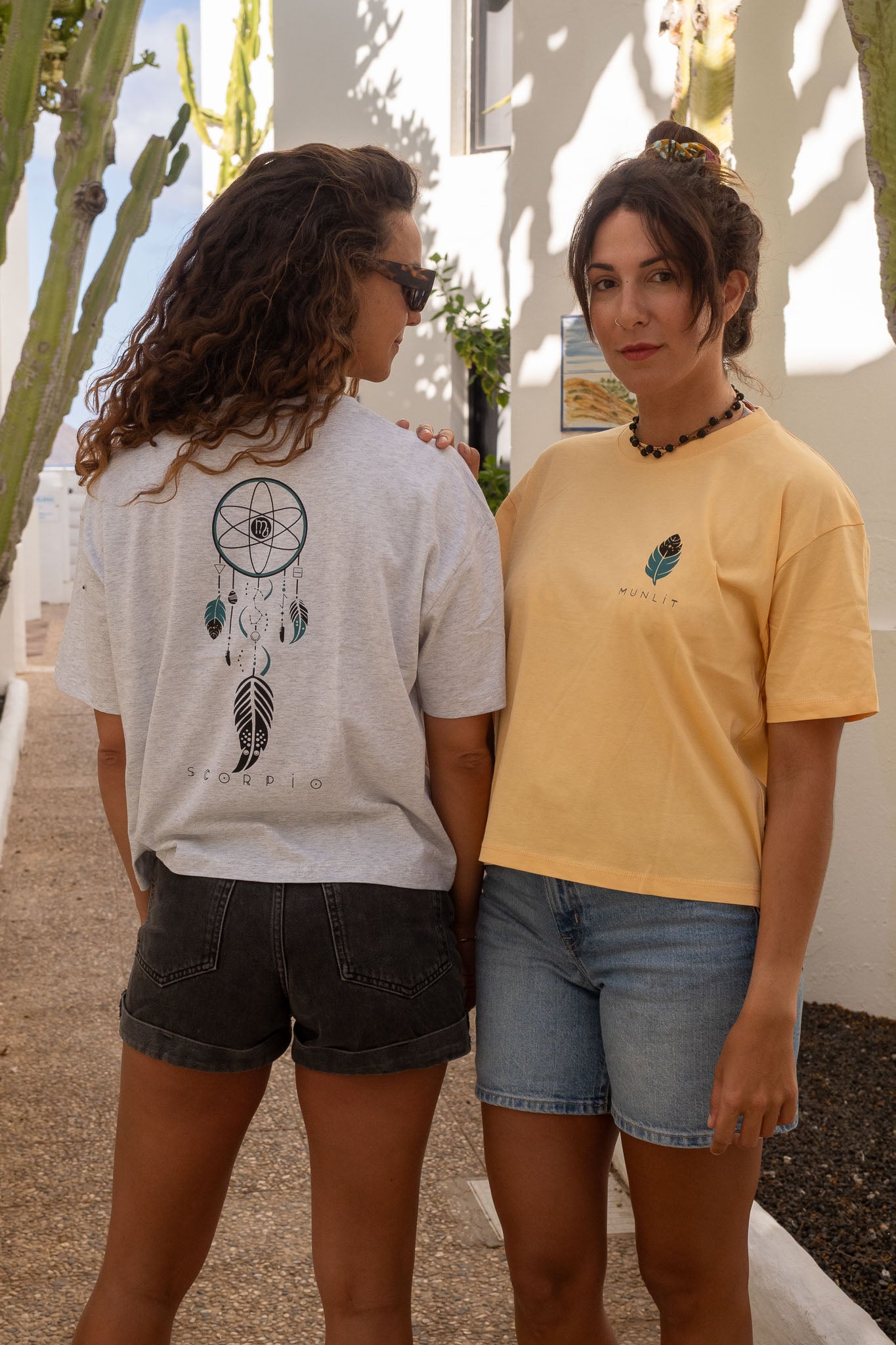 CAMISETA LYRA ESCORPIO – Camiseta oversize ecológica de mujer