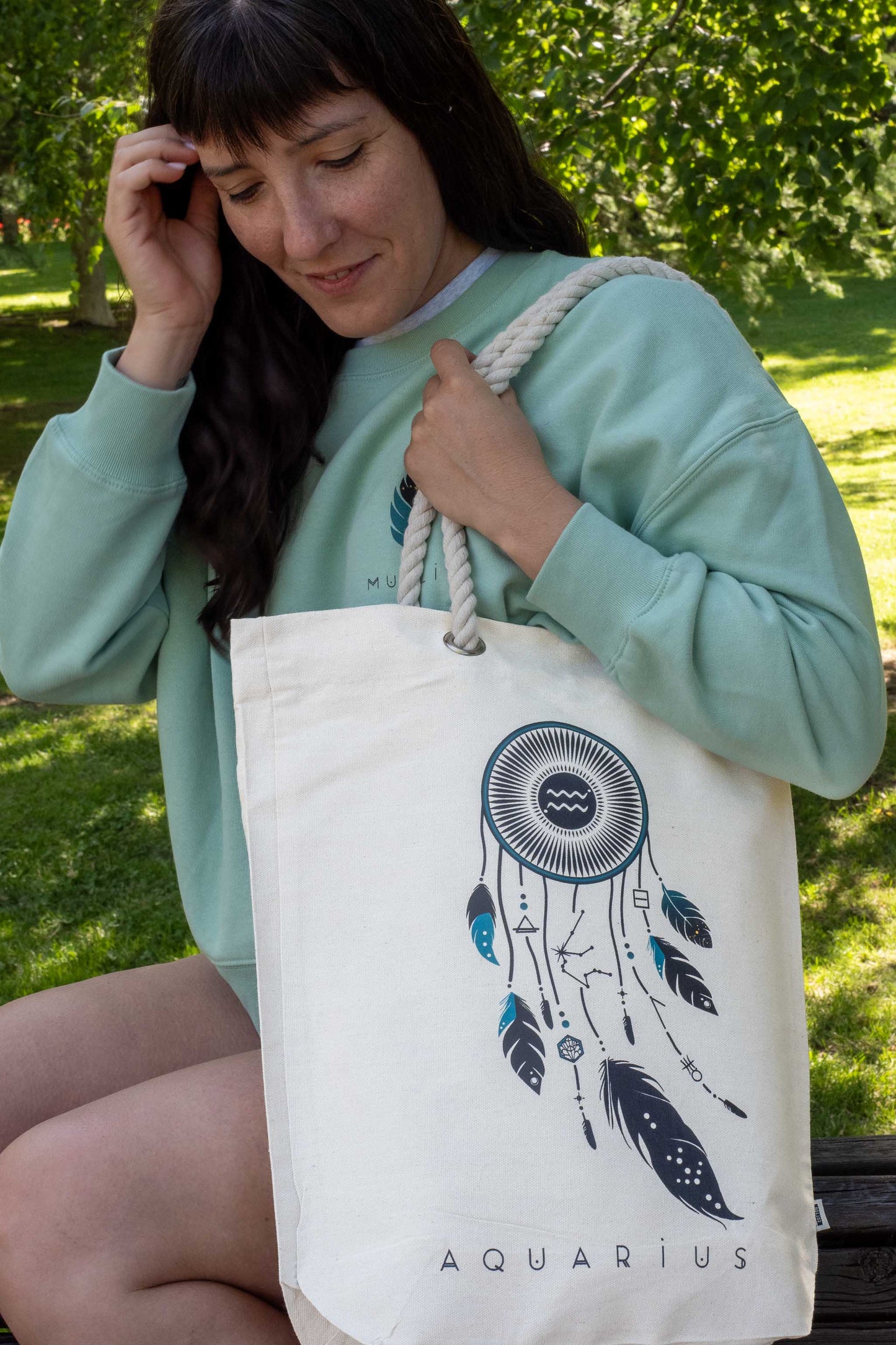 TOTE BAG VIBE ACUARIO – Bolsa de algodón orgánico con atrapasueños del zodíaco