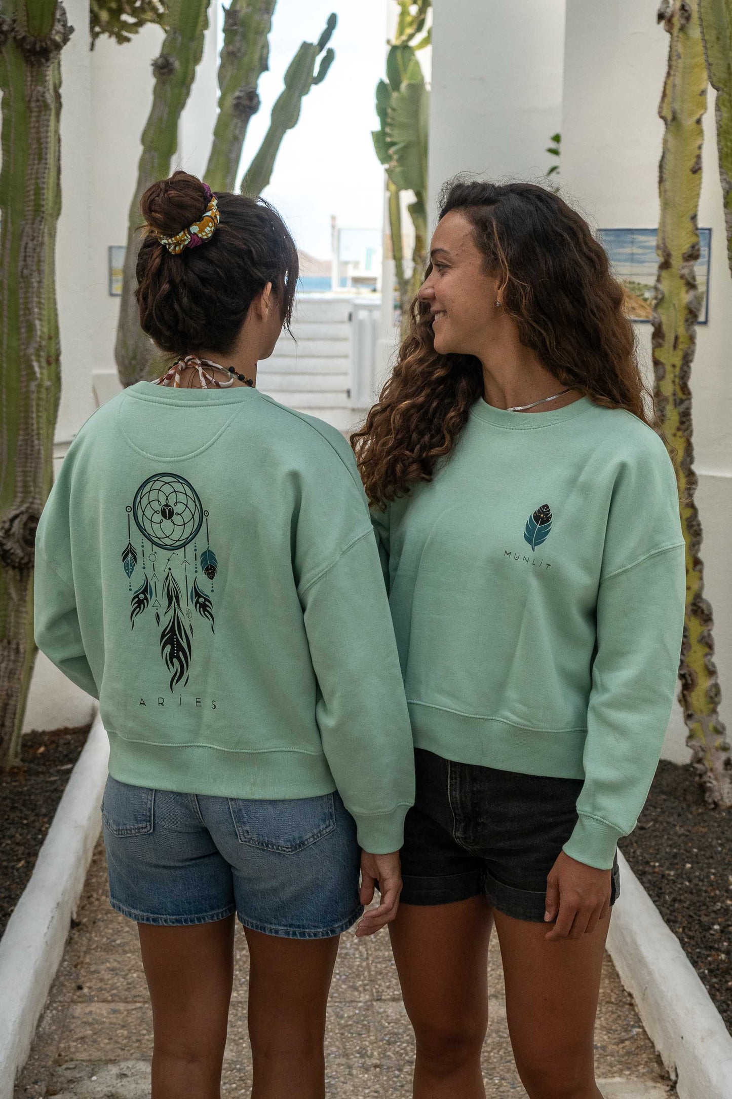 SUDADERA MAIA ARIES – sin capucha oversize ecológica de mujer