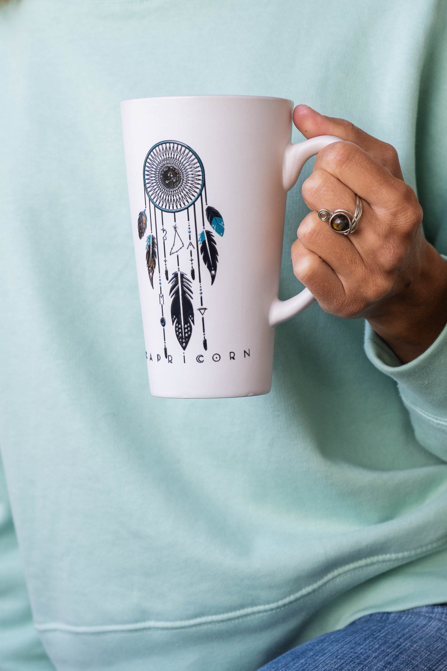 TAZA NOVA CAPRICORNIO – Mug de cerámica estilo slim