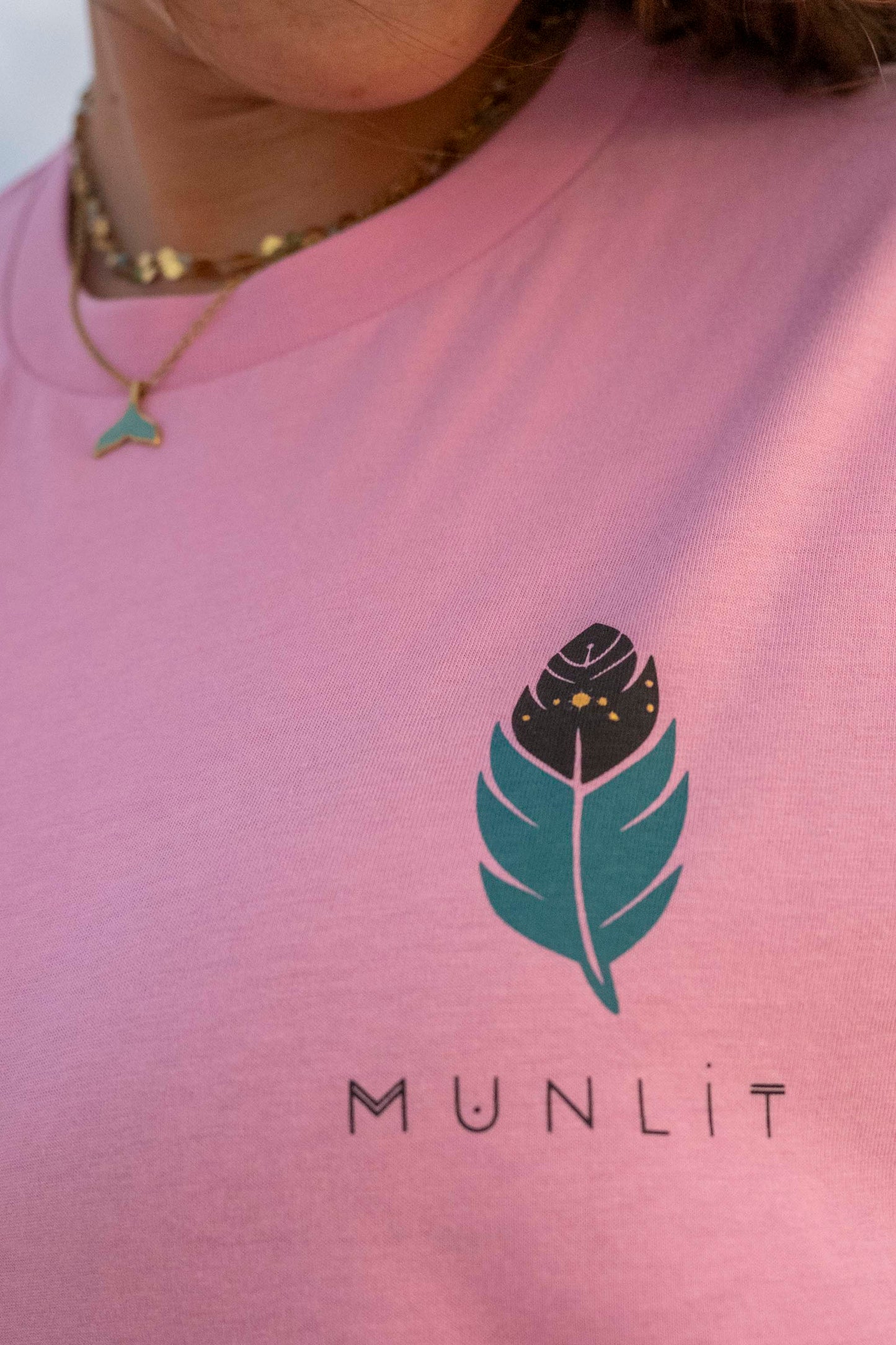 Camiseta LYRA Waves · oversize mujer y ecológica