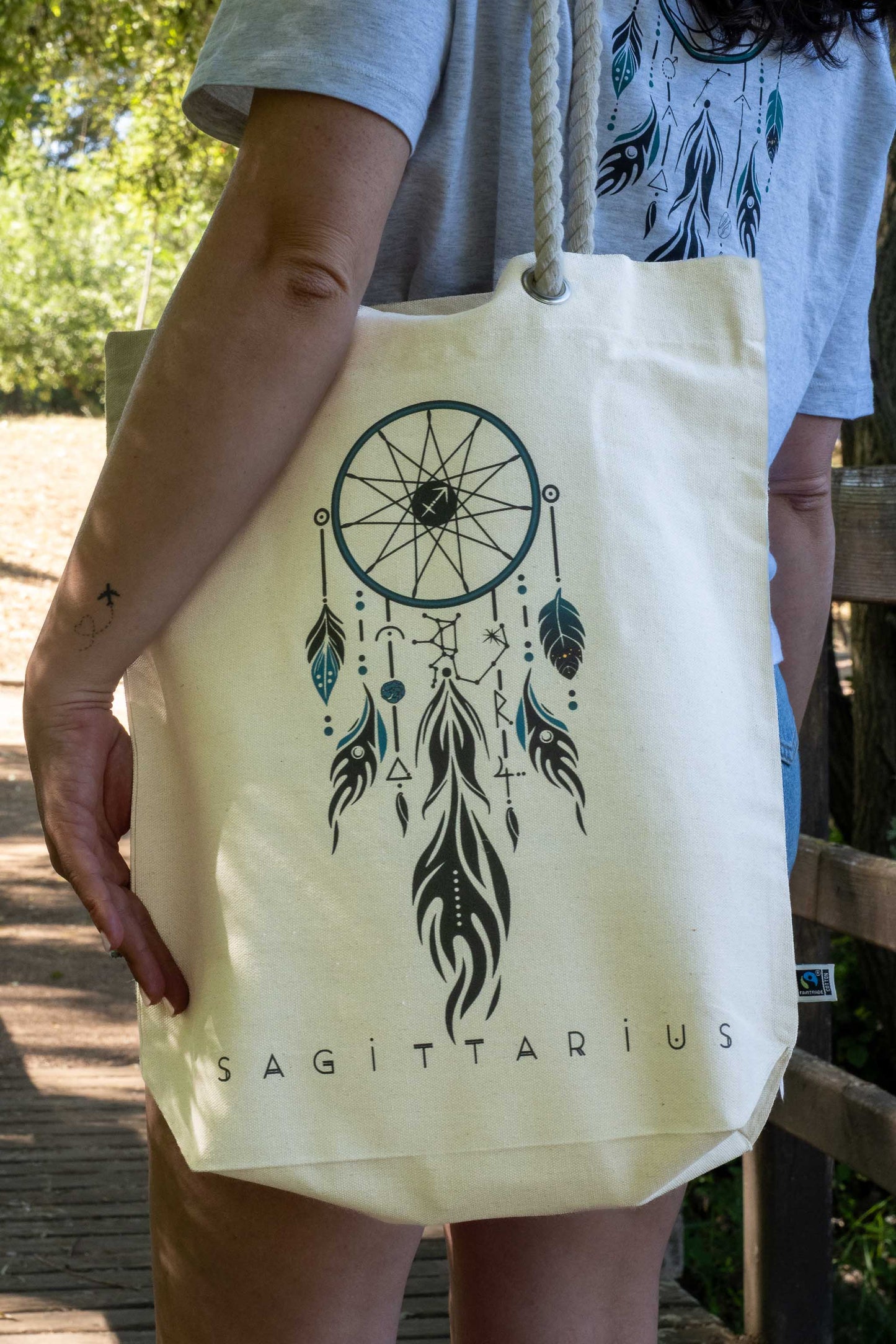 TOTE BAG VIBE SAGITARIO – Bolsa de algodón orgánico con atrapasueños del zodíaco
