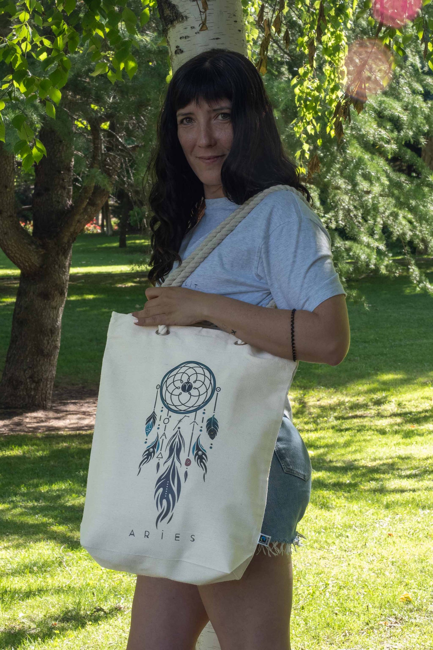 TOTE BAG VIBE ARIES – Bolsa de algodón orgánico con atrapasueños del zodíaco