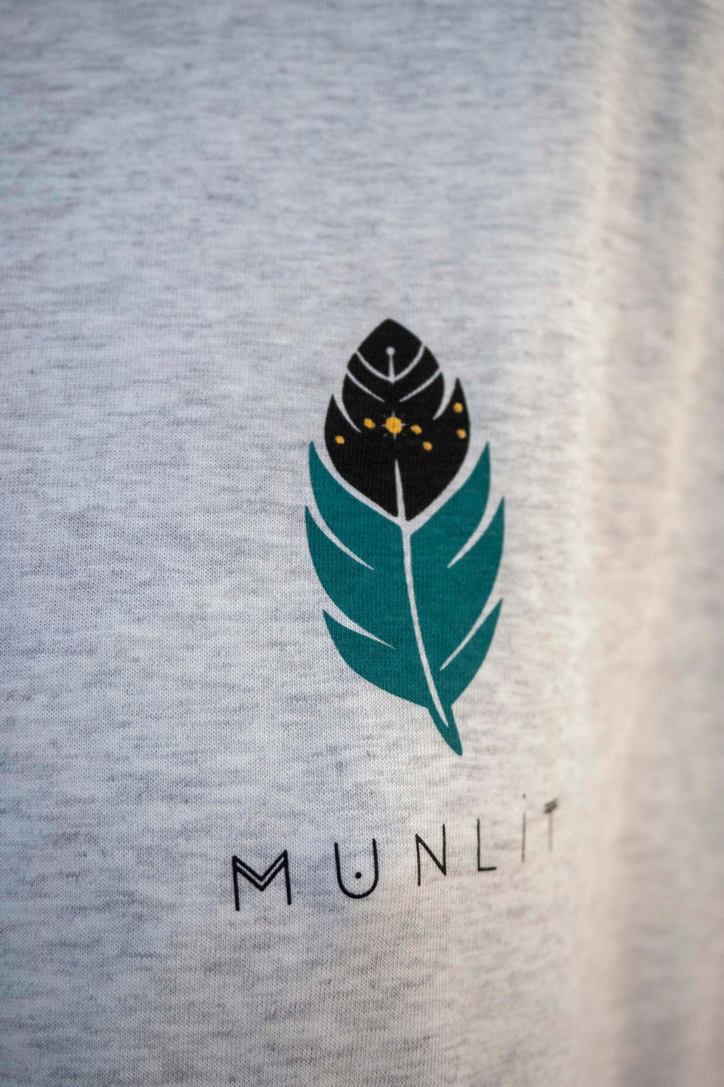 Camiseta LYRA Waves · oversize mujer y ecológica