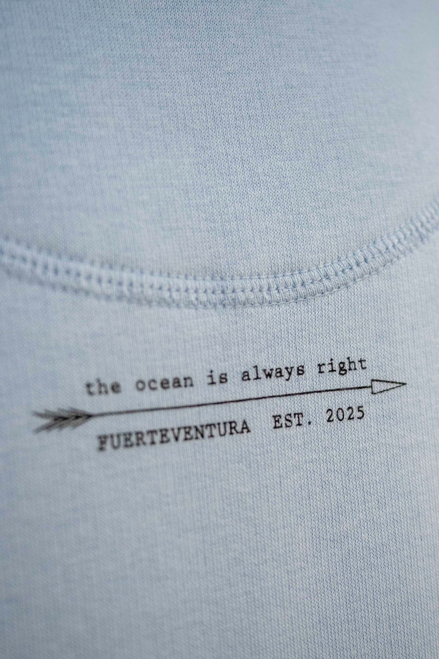 Sudadera ZENITH Waves · unisex y ecológica con capucha